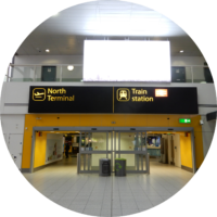 Gatwick_Airport_stn_airport_entrance-modified Gatwick_Airport_stn_airport_entrance-modified